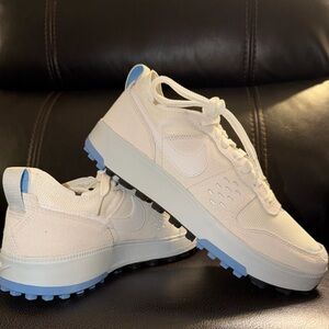 Nike C1TY Skyline Mens Size 7.5 And Women’s Size 9 BRAND NEW WITHOUT BOX